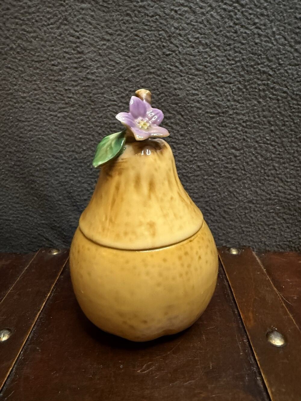 Vintage Lasso For Mikasa Japan Pear-Shaped Unused Candle With Lid
